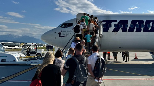 Mult mai bine ca în 2024: 20.849 de bilete de avion cu destinaţia Braşov, în luna mai