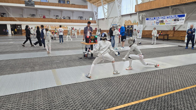 Peste 200 de sportivi au participat la Cupa Mușchetarul de la Cheile Grădiștei 