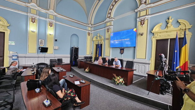 60 de microbuze pentru judeţul Braşov. CJ spune că a obţinut cele mai bune preţuri la primul lot adjudecat