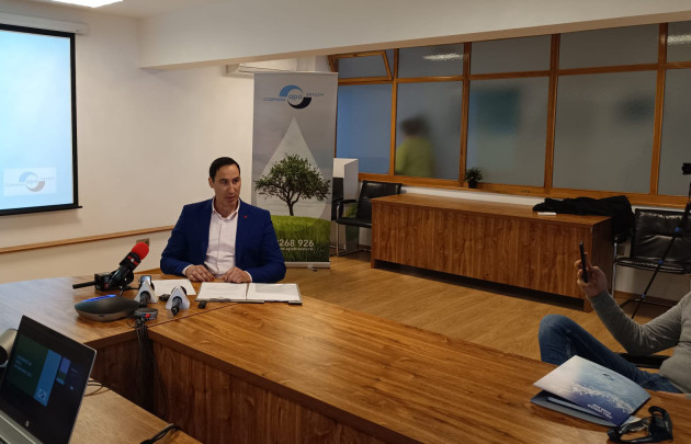 Directorul Gligoraş, petentul Gligoraş. Vrea să ajungă iar şef la compania pe care a dat-o în judecată pentru prima de concediere