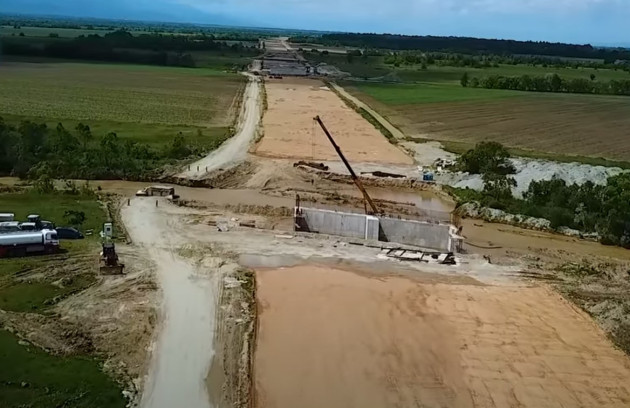 Şantierul Autostrăzii Făgăraş – Sibiu, afectat de inundaţii 