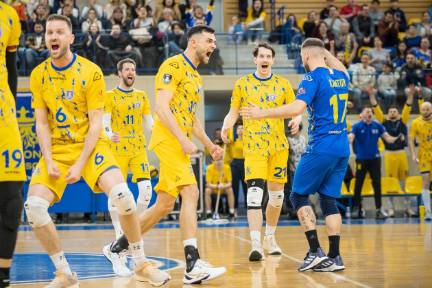 Meciuri acasă, cu Craiova şi Dinamo, în startul noului sezon