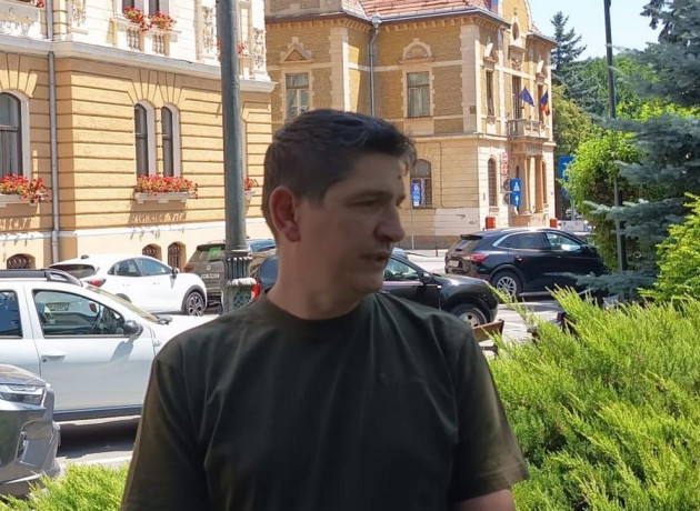 „A fost o eroare umană”. Cazul camionului din Noua: după agitaţia de Facebook, Primăria a adus „vinovatul” la raport