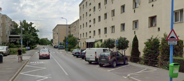 Începe bătălia pentru locurile galbene: azi prima licitaţie, în Bartolomeu. Urmează Răcădău – în august, celelalte cartiere, încă neanunţate