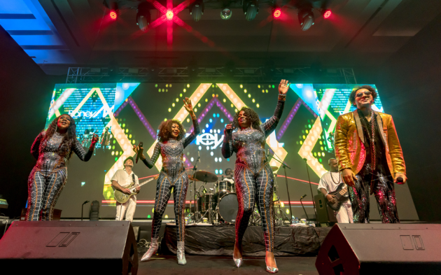 „Sântilia”, la Săcele. Plătiţi să cânte: Boney M