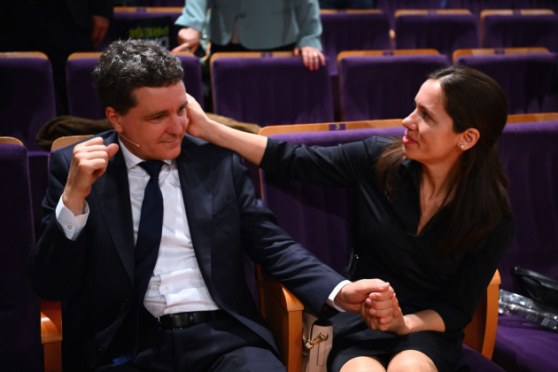 Iubita lui Nicuşor din Franţa