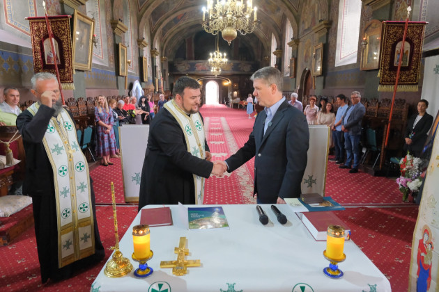 Biserica Sfântul Nicolae din Braşov, de azi în şantier. Lăcaşul de cult rămâne deschis enoriaşilor şi publicului