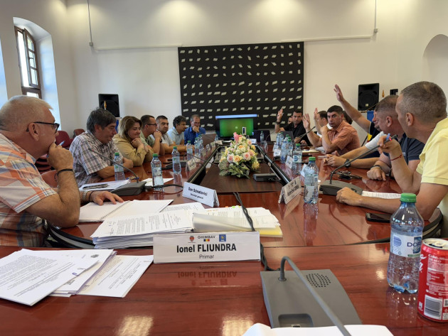 Ghimbav: USR a spus „nu” proiectului policlinicii oraşului 