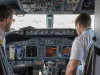 Piloţii de avioane s-ar putea pensiona la 67 de ani 