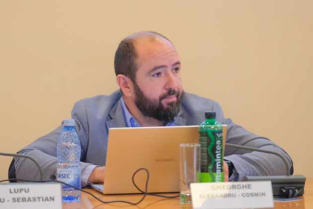Prelungirea contractelor cu foştii chiriaşi RIAL, contestată în instanţă 