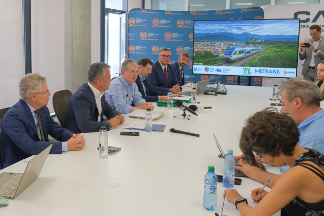 Cu trenul metropolitan în jurul Braşovului, din 2029