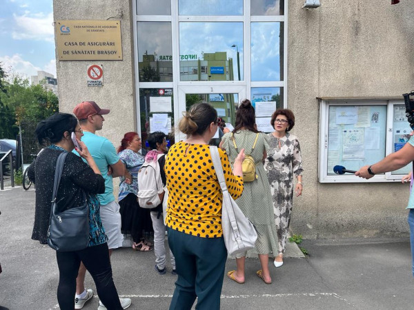 11.936 de soţi, soţii, părinţi, călugări şi călugăriţe au rămas fără asigurare gratuită de sănătate, în judeţul Braşov