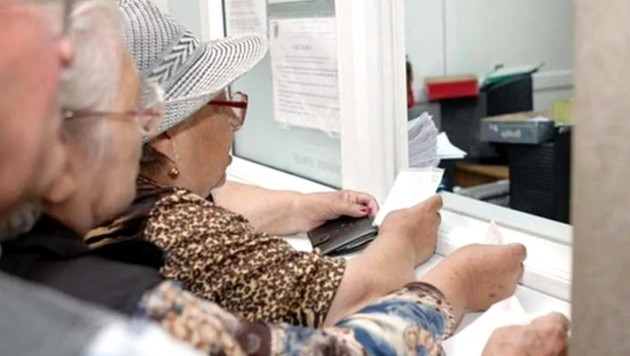 Pentru bolnavii de cancer, toţi banii odată din Pilonul 2 de pensii