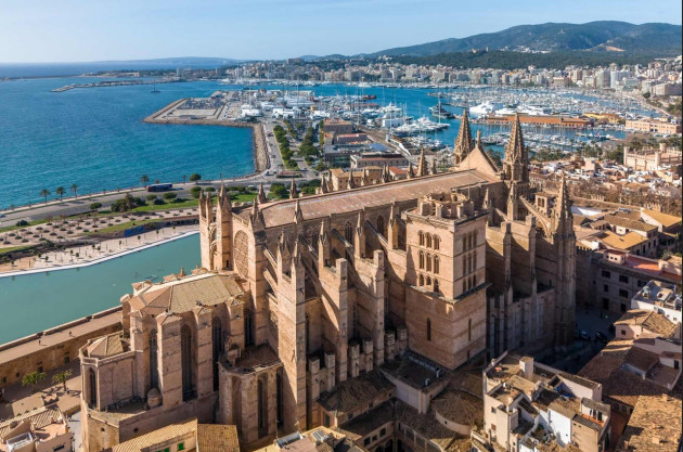 Brașov – Palma de Mallorca: zboruri directe din 2026