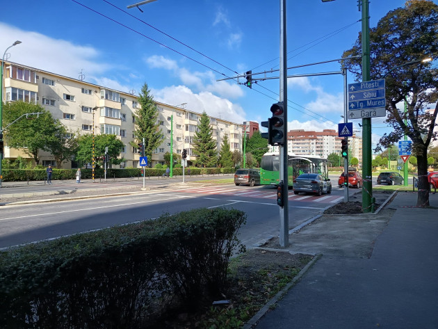 Au apărut noi semafoare la Gemenii 