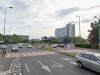 Trecere de pietoni pe sub pământ, la intersecţia Calea Bucureşti – Poienelor. 40 de metri, cu lifturi doar pentru persoanele cu dizabilităţi