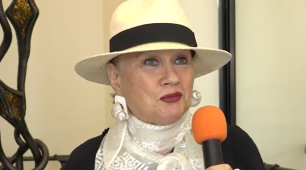 „Călătorie spre interior" – o nouă expoziţie de pictură la Biblioteca Judeţeană Braşov