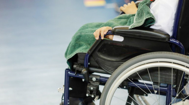 8 zile pe lună de lucru de acasă sau în regim de telemuncă pentru părinţii copiilor cu dizabilităţi