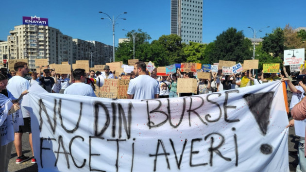 Revin bursele de excelenţă olimpică