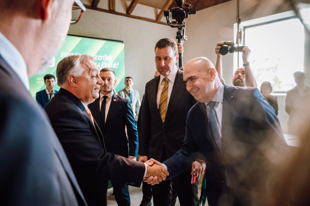 Afront vs „Slugă până la capăt”