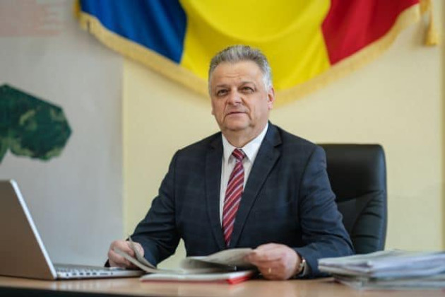 După apă, vine şi asfaltul 