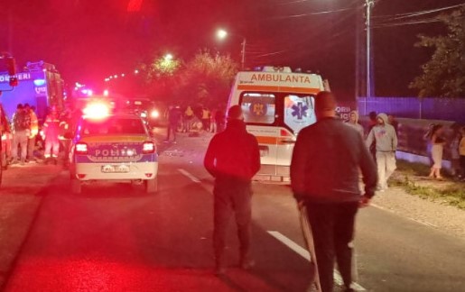 DN 10, blocat: accident în intersecția către Budila