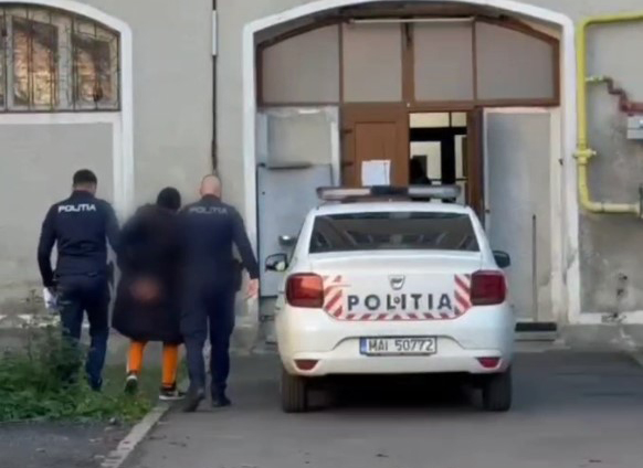 Cu scandalul la poartă: „îi omor pe toţi”