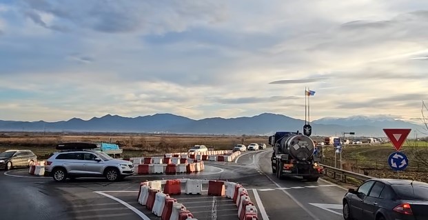 S-au deschis giratoriile „gemene” de la Hanul din Ardeal