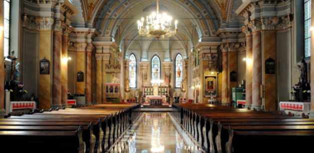 Ascultaţi colindul îngerilor, la Braşov. Peste 150 de copii vor cânta în 8 limbi diferite