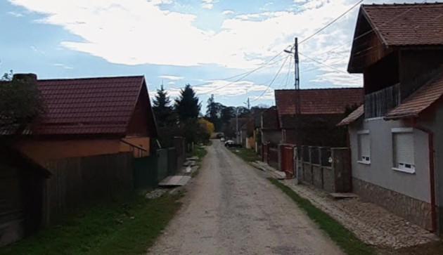 La Budila, nici între prieteni nu ești în siguranță
