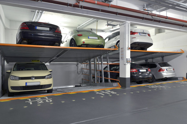 Parcări suspendate în Tractorul. 87 de sisteme de tip Klaus