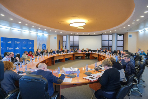 Cer 1 milion de lei pentru a renova sala de şedinţe a CL Braşov