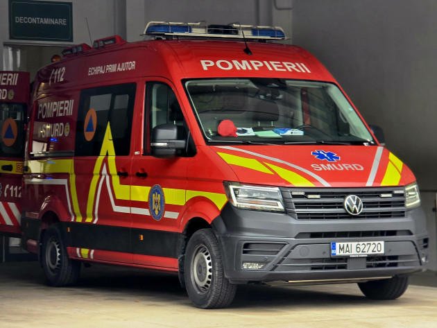 6 ambulanţe noi pentru Braşov