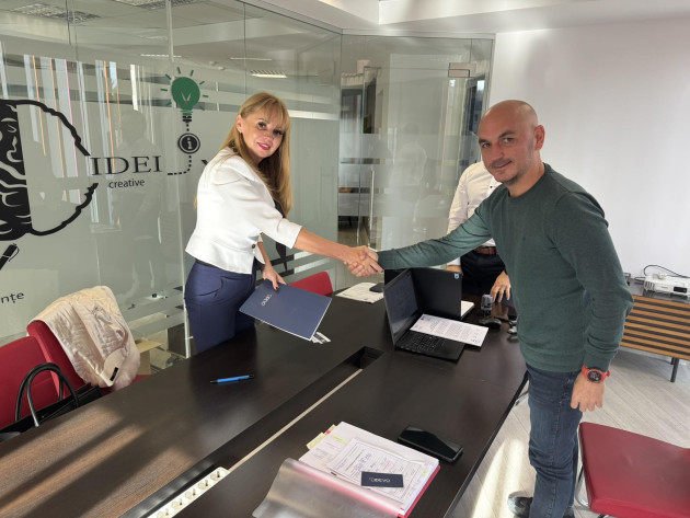 Ştrandul din Victoria, cumpărat la jumătate de preţ.  Primăriţa a avut răbdare, a ofertat la a 4-a strigare