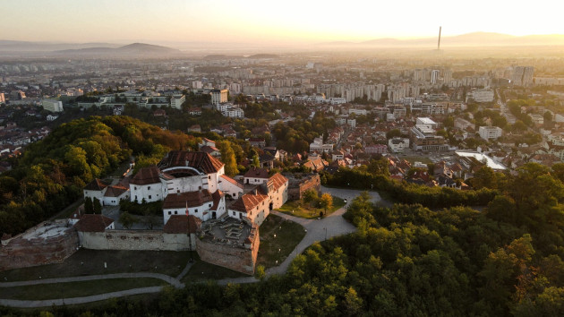 Cetăţuia Braşovului, pregătită pentru redeschidere. 8 luni de şantier, contract de 1 milion de euro