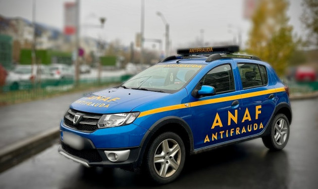 ANAF Braşov cumpără 5 maşini de teren. Pentru cumpărarea lor va casa alte 8 