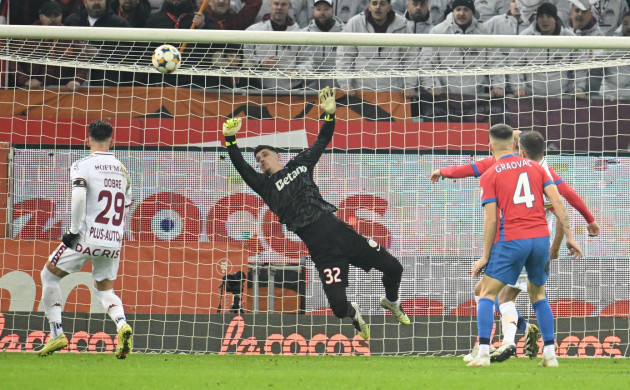 FCSB a câştigat derbyul cu Rapid (2-1), în Superligă