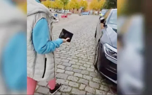 „Învăţături” de la vrăjitoare: Să nu cumva să ţii pantofii sub pat şi ce nu trebuie să ridici niciodată de jos