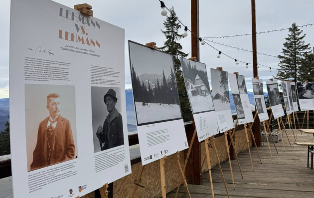 Expoziţie în vârful muntelui