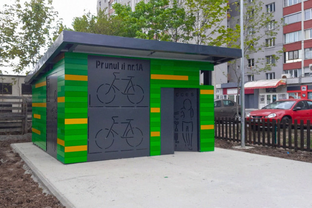 Primăria Braşov va amenaja un al 4-lea „garaj” pentru biciclete