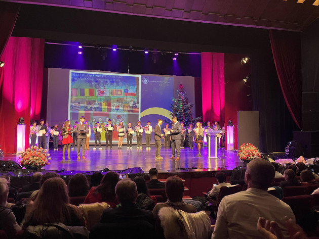 Olimpicii ide la Info Brașov, premiați de Ministerul Educației 
