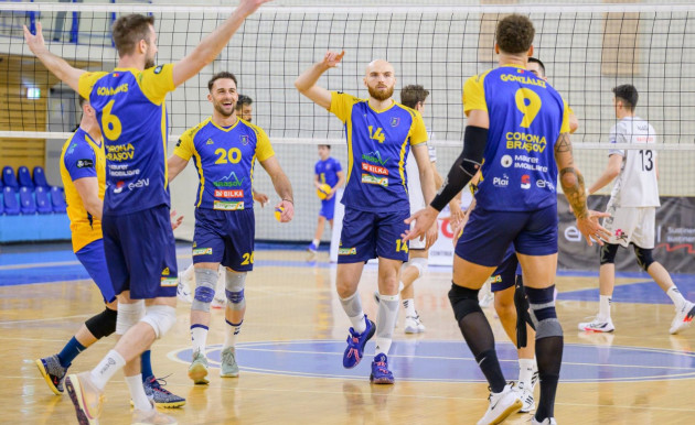 Calificare în optimile CEV Cup