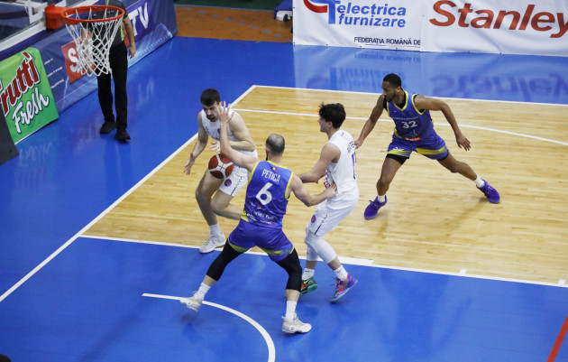 LNBM: Corona, învinsă în prelungiri de Steaua