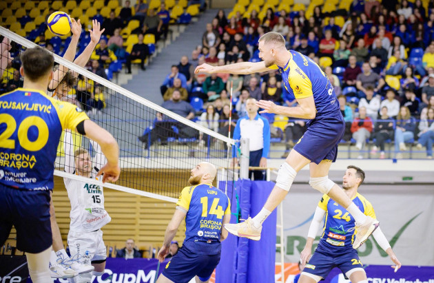 S-au oprit în sferturile CEV Cup