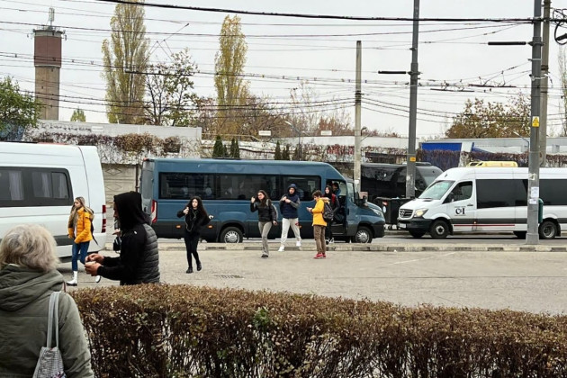 Azi se stabilesc regulile pentru transportul navetiştilor în Braşov 