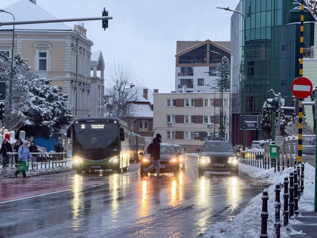 Guvernul explică de ce a majorat impozitele pe apartamente şi maşini