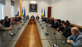 Prefectura Braşov va elabora o strategie de pregătire a tinerilor