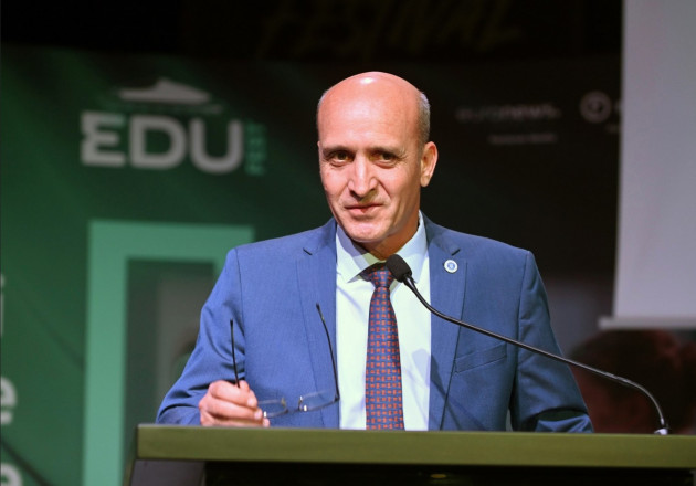 Profesorii şi elevii vor avea conturi proprii într-o platformă unică a Ministerului Educaţiei  