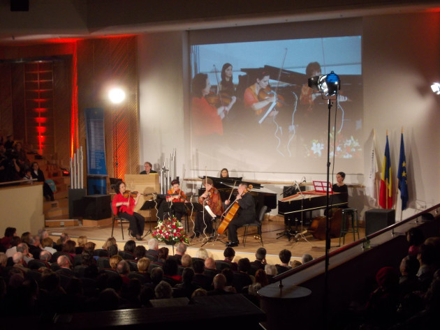 Două săptămâni pentru a marca Ziua Universităţii Transilvania din Braşov 