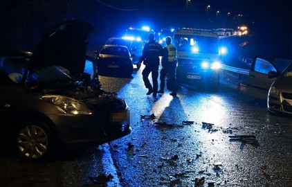 Și doamnele dau de lucru polițiștilor